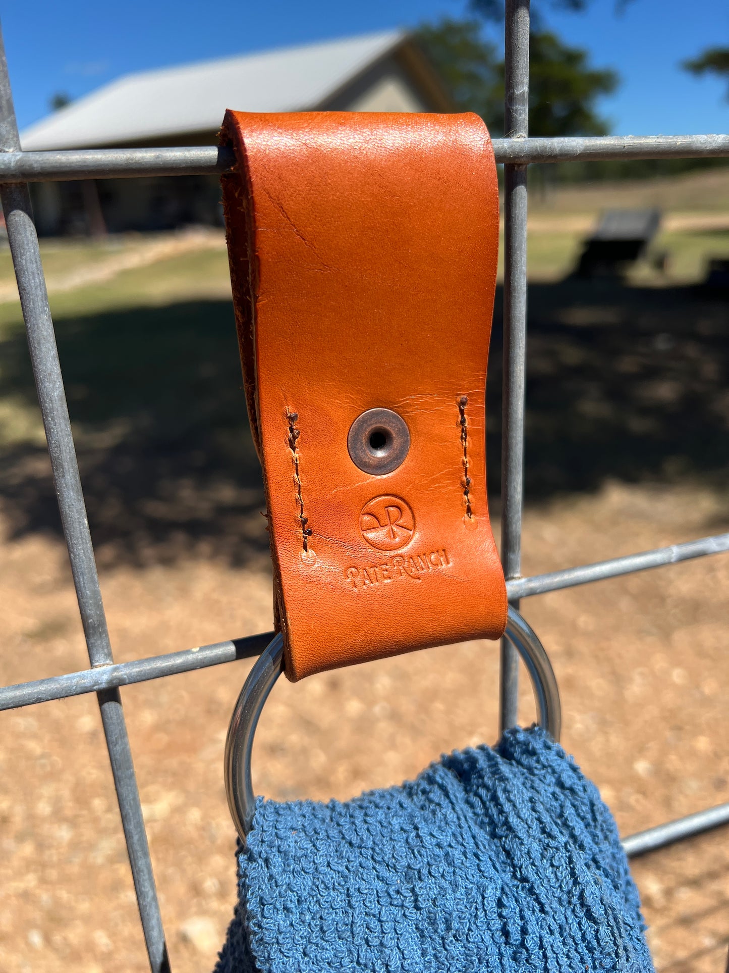 Bridle Leather Tea Towel Holder – 3" Ring
