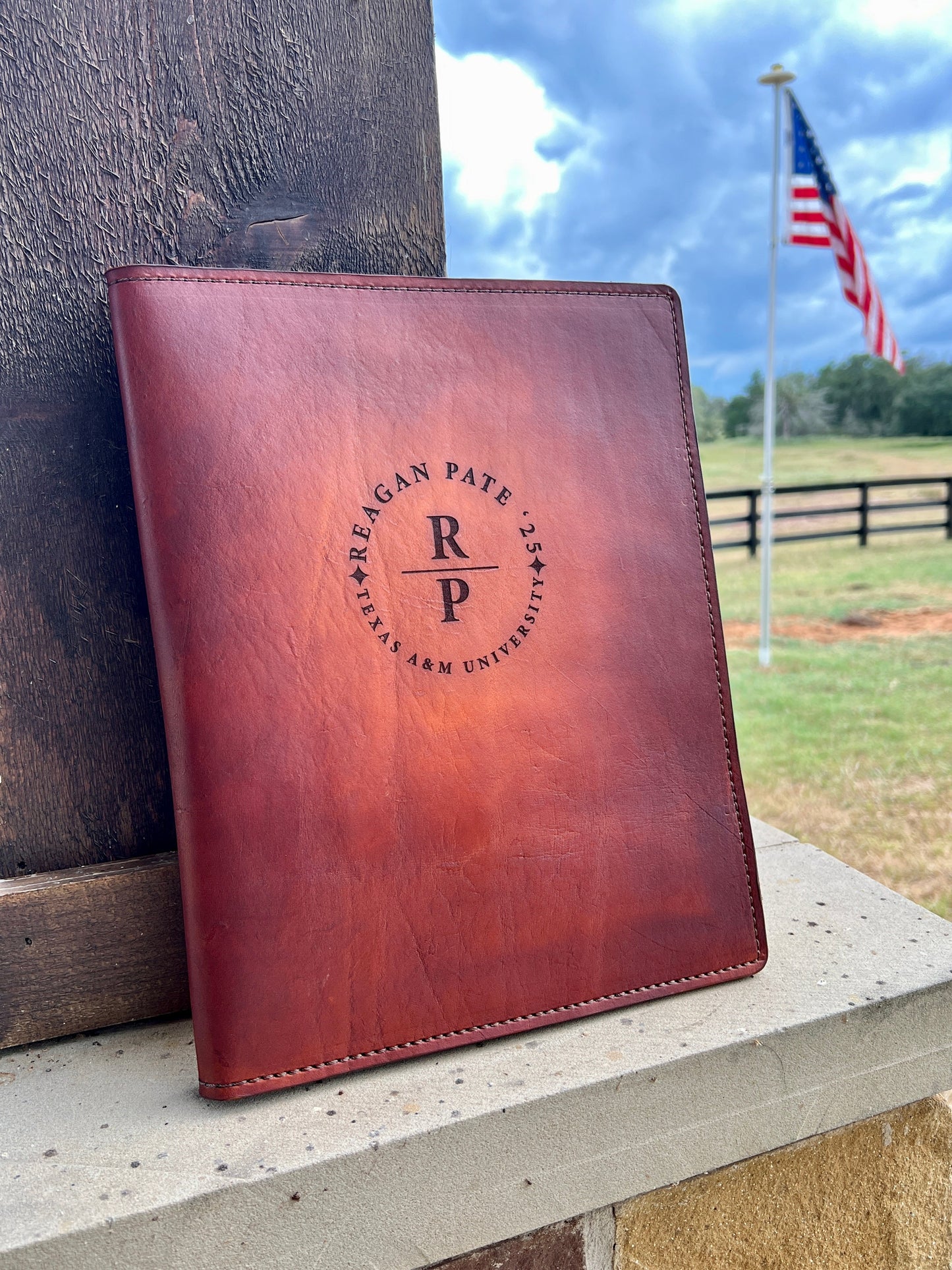 Handmade Leather Folio - PateRanchCreations