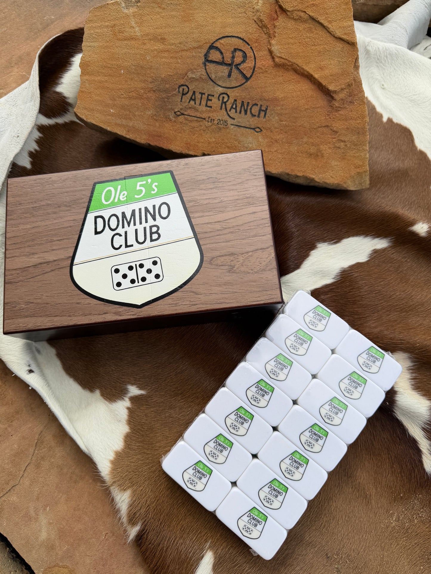 Custom Hunting Lodge Domino Set – Personalized UV-Printed Dominos in Premium Gift Box