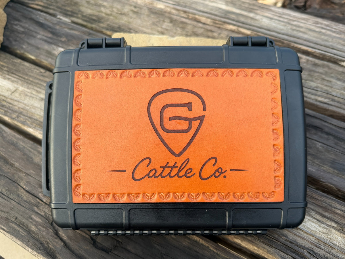 Engraved cattle company logo on 10 oz bridle leather personalized cigar case